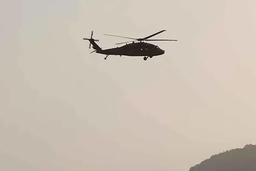 Helikopter qəzaya uğradı - ÖLƏN VAR