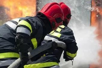 Bakıda yataqxanada yanğın: 5 nəfər təxliyə olundu 