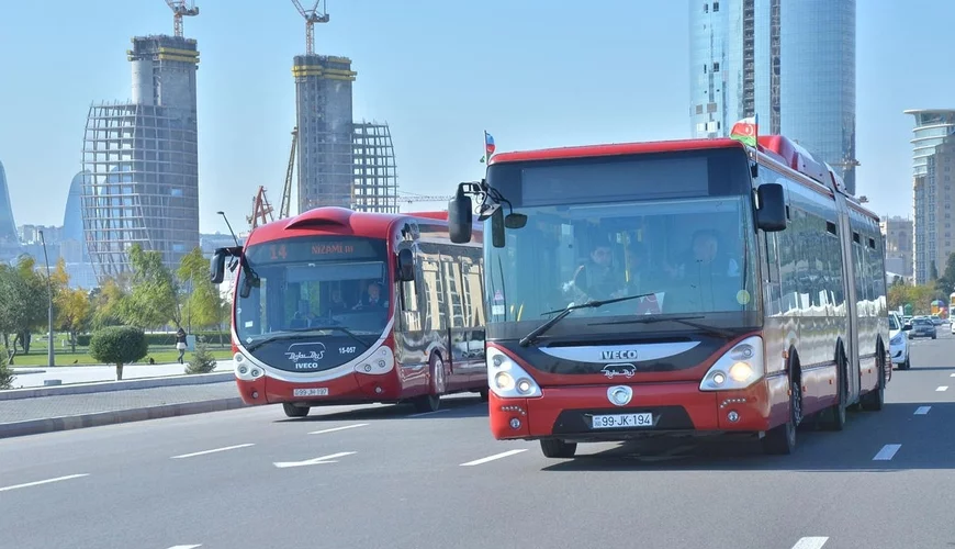 Bakıda avtobusda  hadisə:Kişi GÖRÜN NƏ ETDİ - VİDEO 