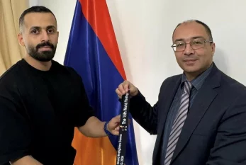 İranlı idmançı qızıl medalını erməni səfirə verdi 