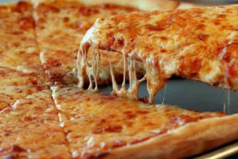 14 yaşlı qız pizzadan öldü 