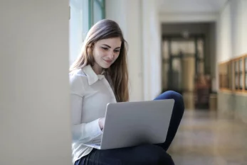 Tələbələrin oxuduğuna görə peşman olduğu ixtisaslar - Ekspert açıqladı