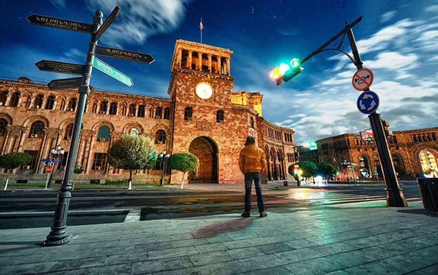 İrəvanın mərkəzində Azərbaycan məhsulu SATILIR - FOTO 