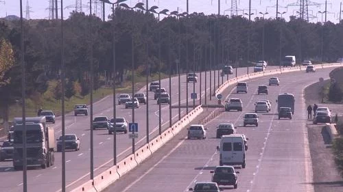 Bu tarixlərdə yollar bağlanacaq, metrodan istifadə edin 