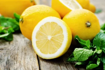 Həkim limonların keyfiyyəti ilə bağlı xəbərdarlıq etdi 