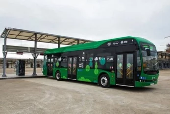 Bakıda elektrobus enerjisi bitdiyi üçün yolda qalıb? - Rəsmi