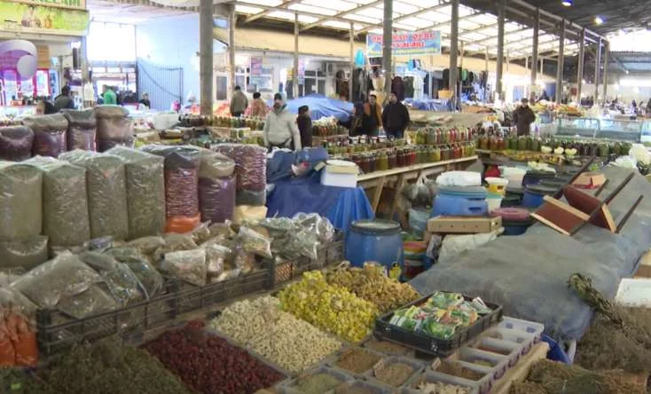 Bakının məşhur bazarı sökülür 