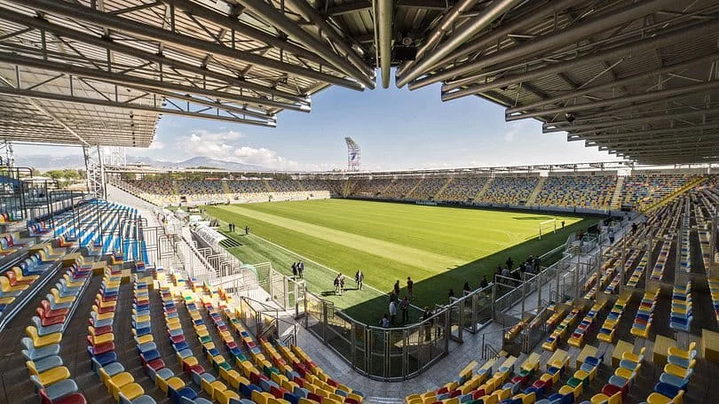 İtaliyada stadionun möhtəşəm VİP sektoru - FOTO