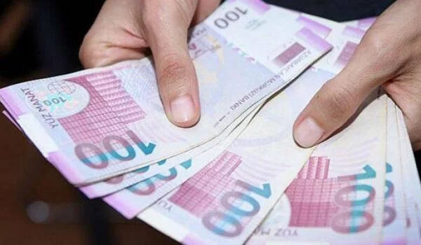 Bu şəxslərin maaşına 100 manat əlavə ödəniləcək - Qərar