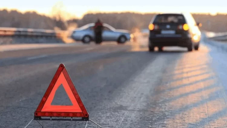 Sumqayıtda yol qəzası: Üç nəfər xəsarət aldı 